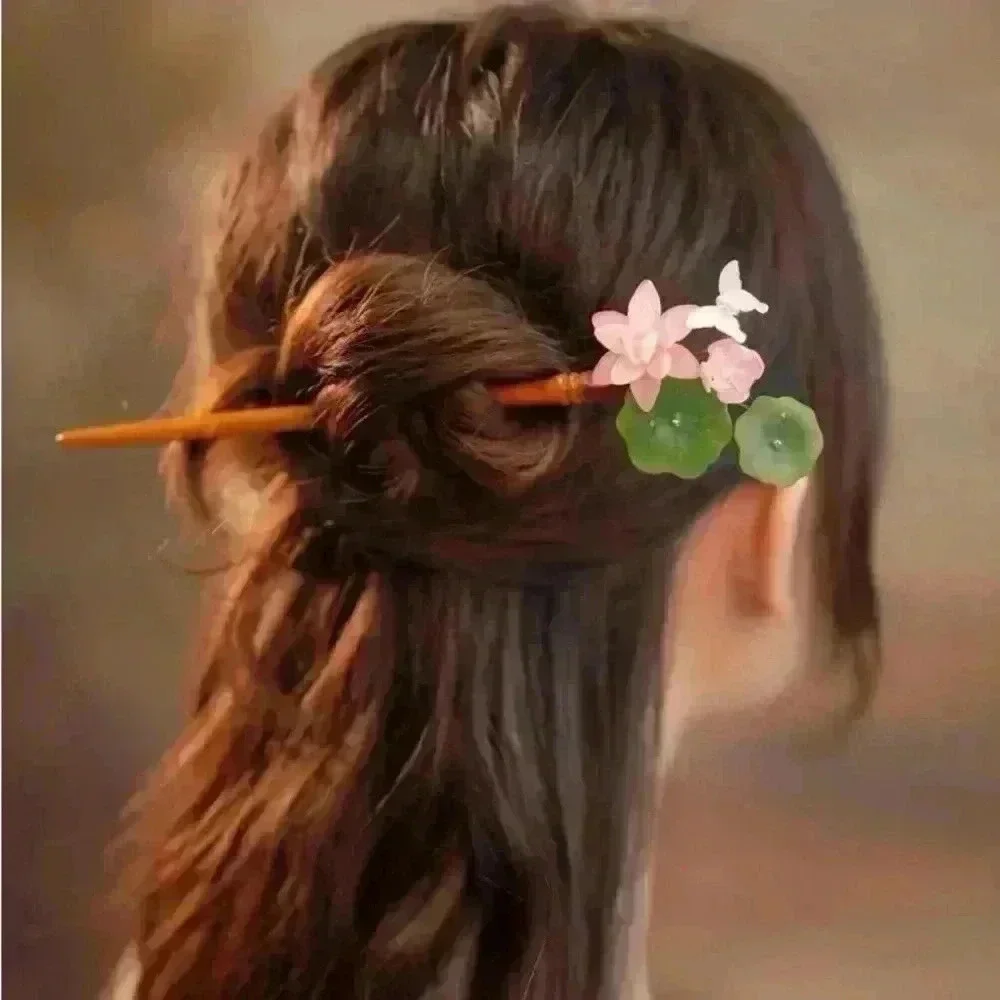 Lotus🪷 Wooden Hairpin